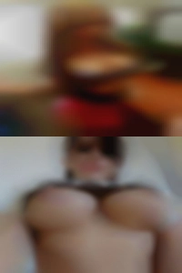 By swinging horny girls her leg.